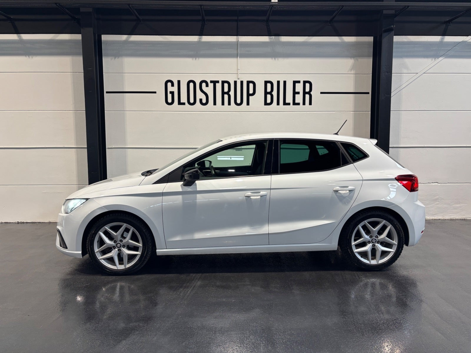 Hvid Seat Ibiza fra 2020