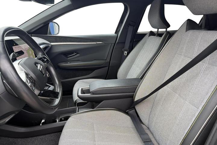 Sort Renault Megane E-Tech fra 2023