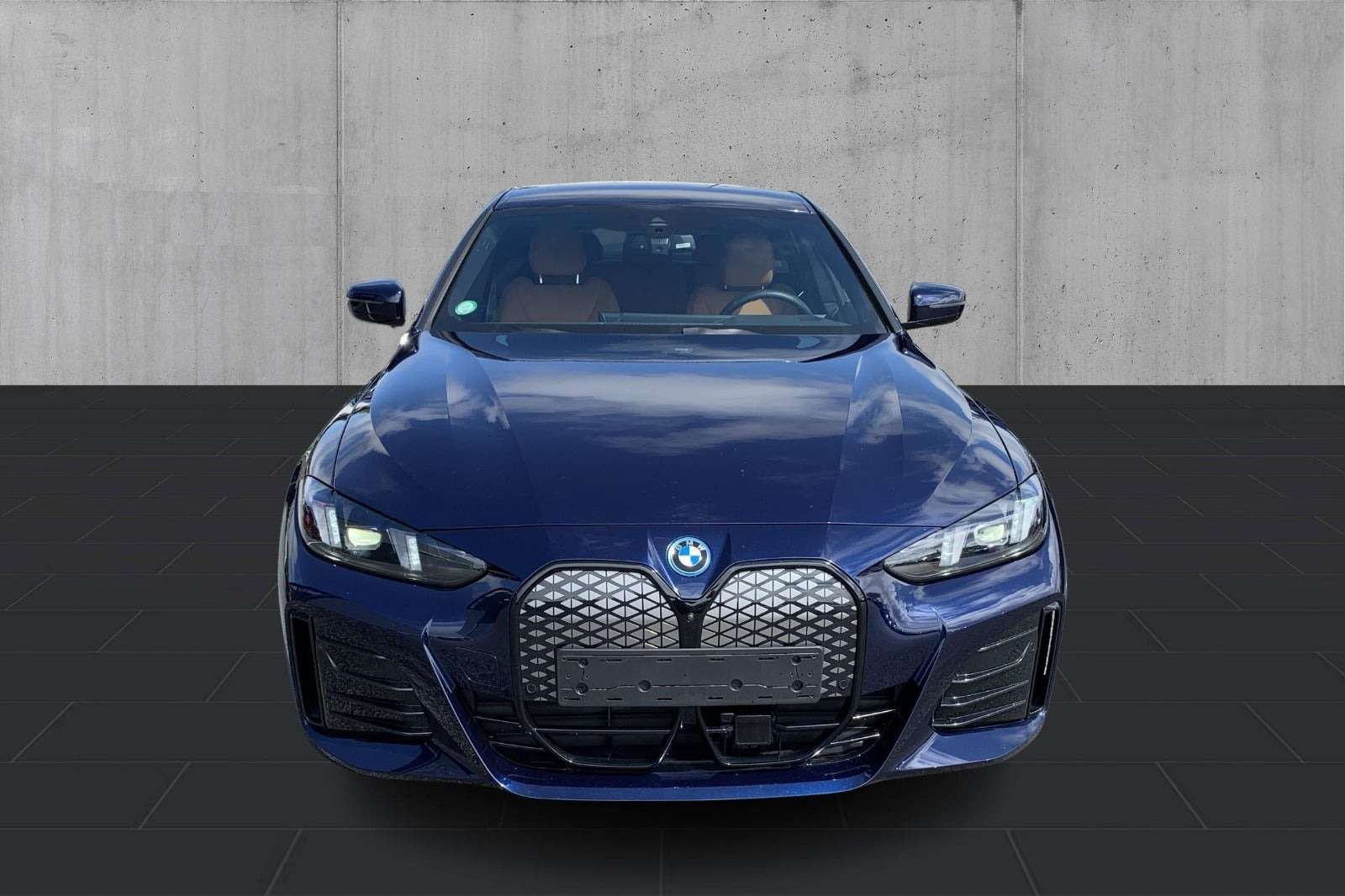 Blå BMW i4 fra 2026