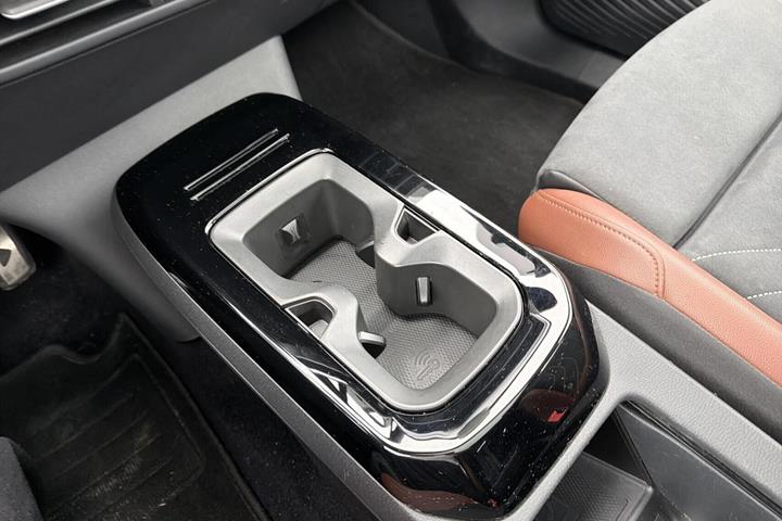 Hvid VW ID.4 fra 2022