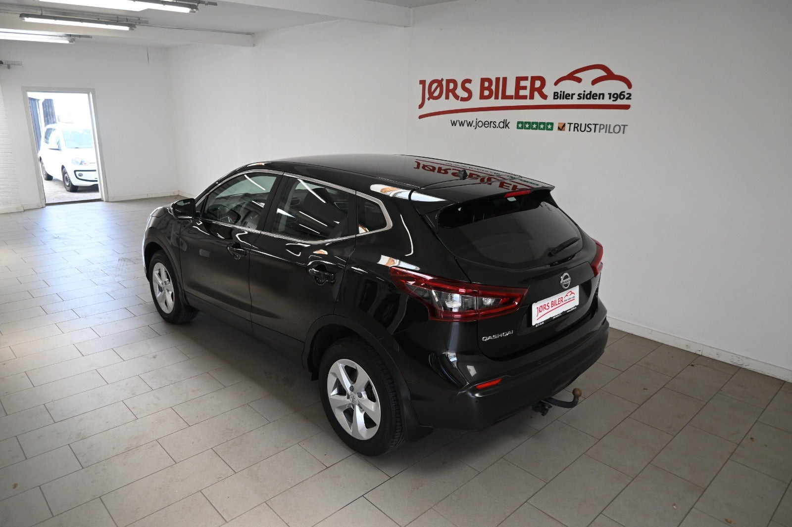Grå Nissan Qashqai fra 2020