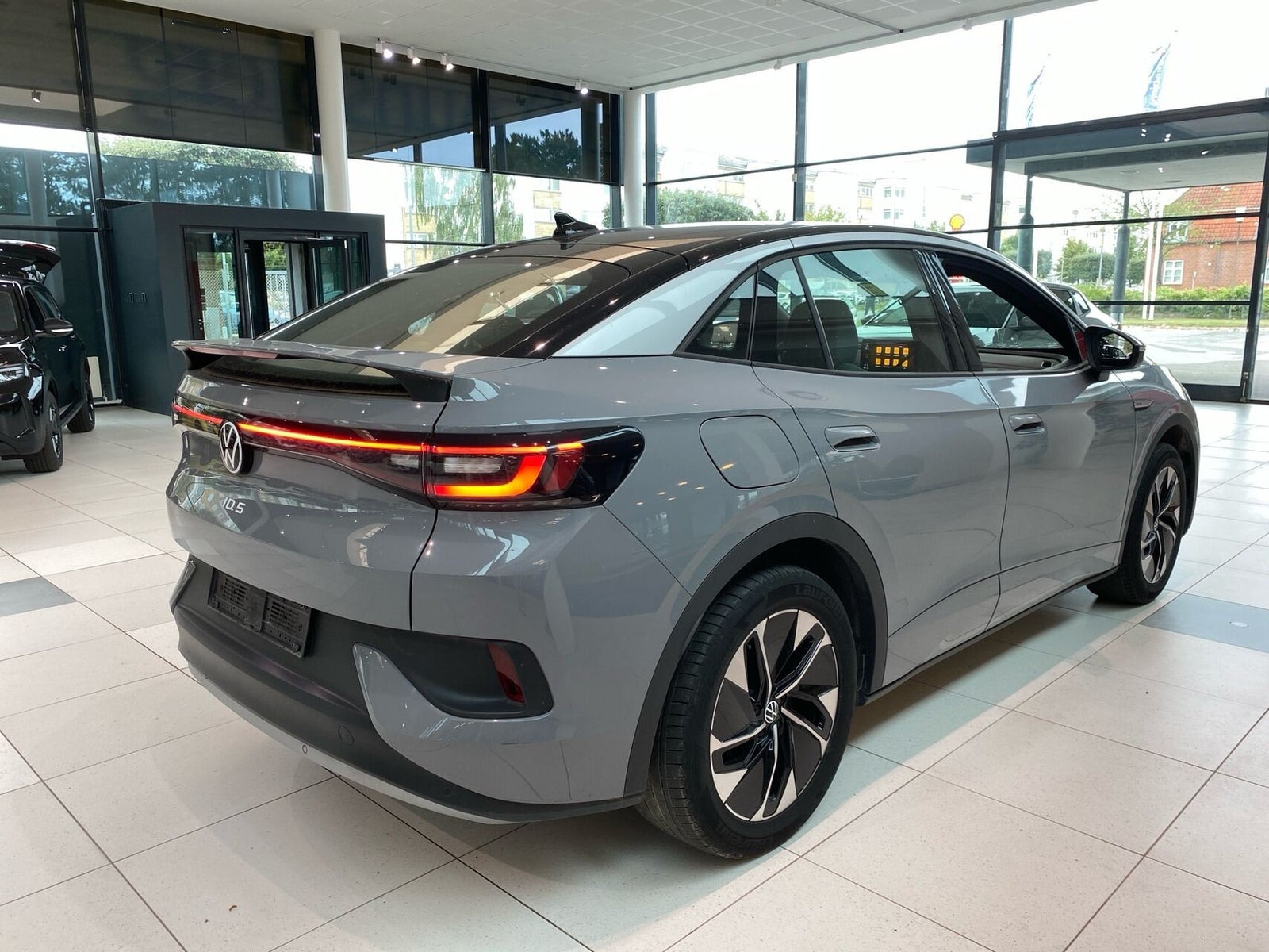 Grå VW ID.5 fra 2023