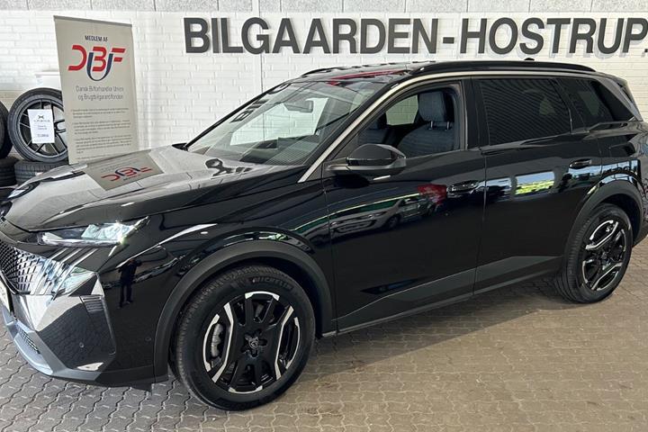 Sort Peugeot e-5008 fra 2025