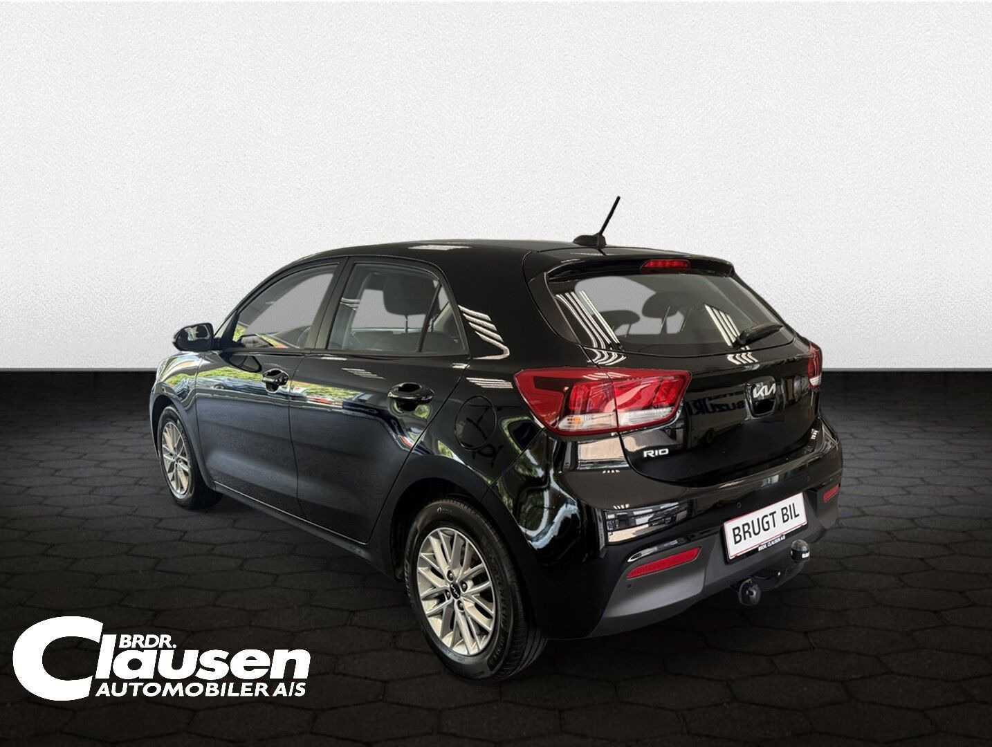 Sort Kia Rio fra 2023