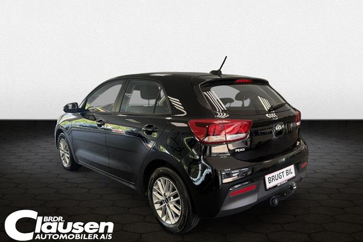 Sort Kia Rio fra 2023
