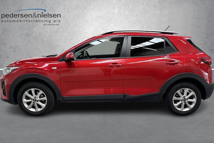 Rød Kia Stonic fra 2018