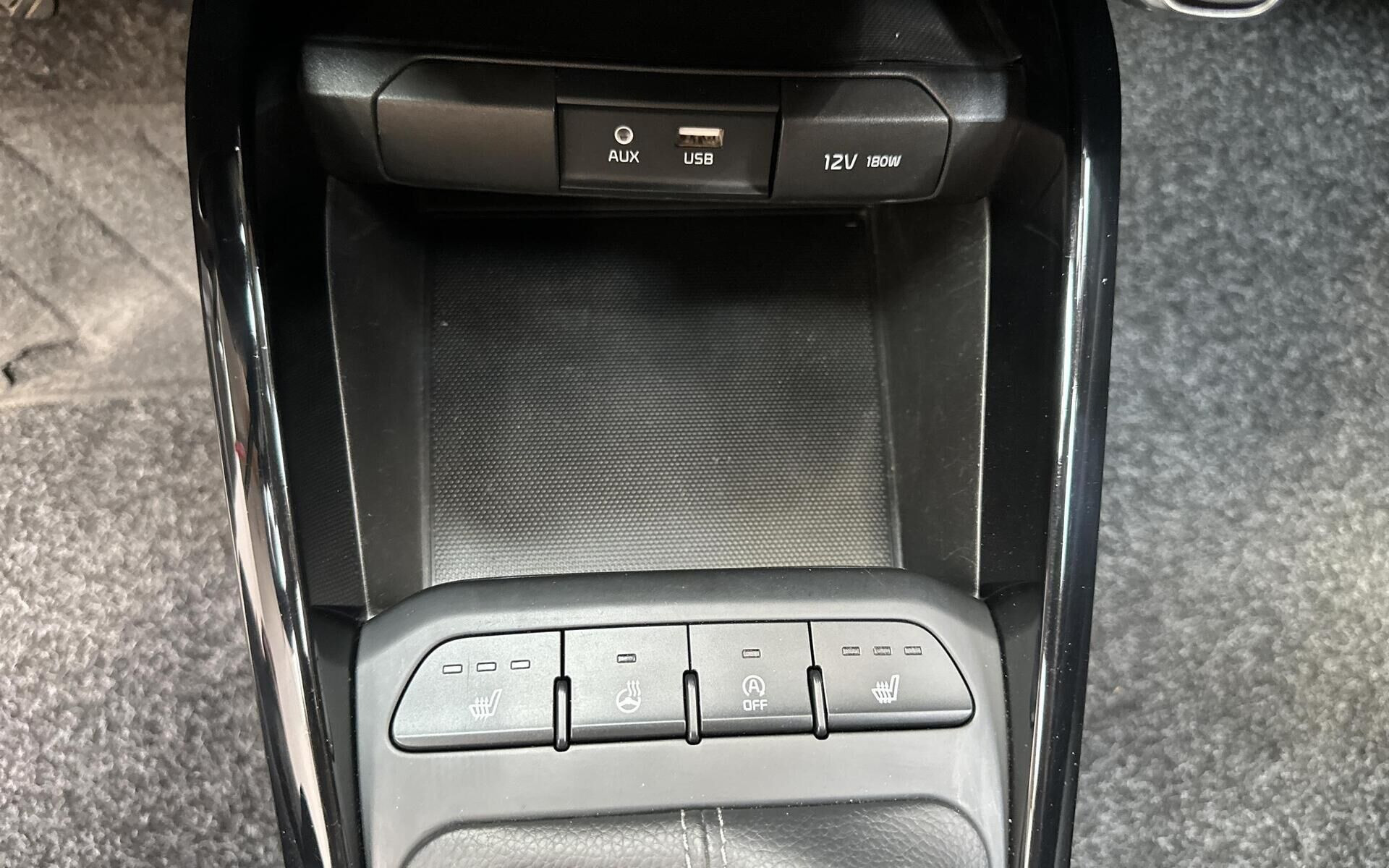Rød Kia Stonic fra 2018