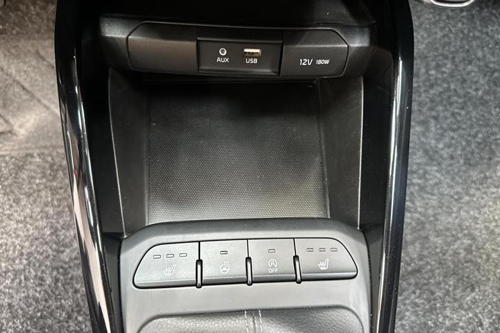 Rød Kia Stonic fra 2018
