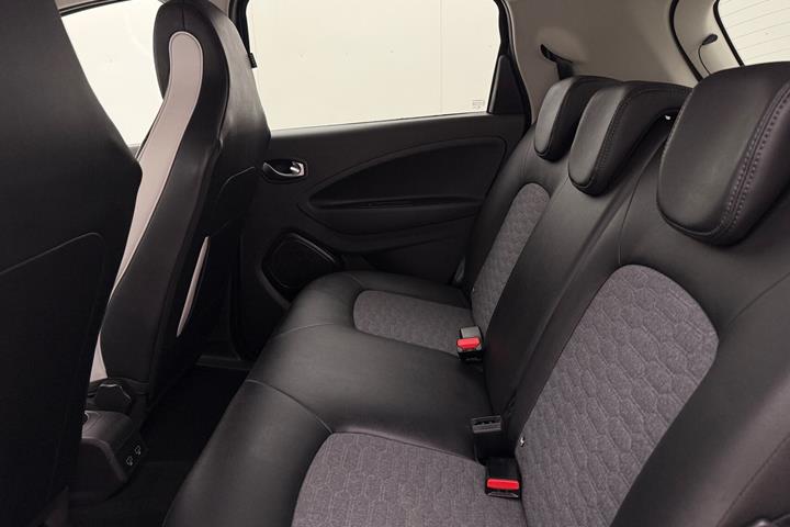 Grå Renault Zoe fra 2021