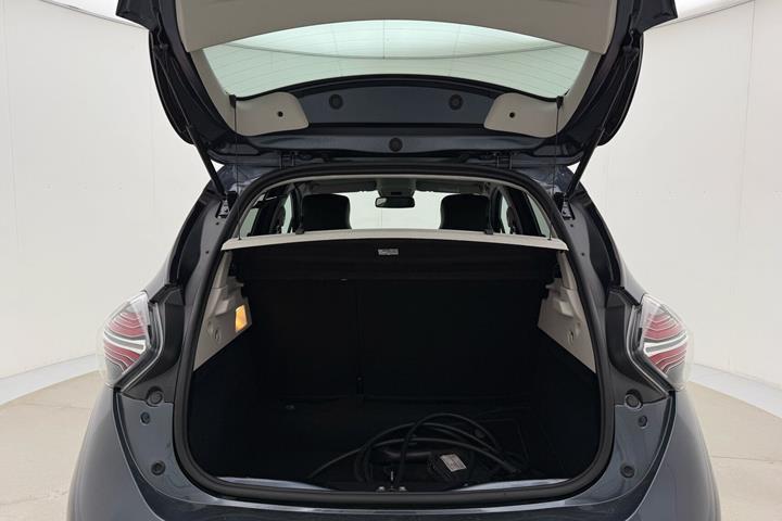 Grå Renault Zoe fra 2021