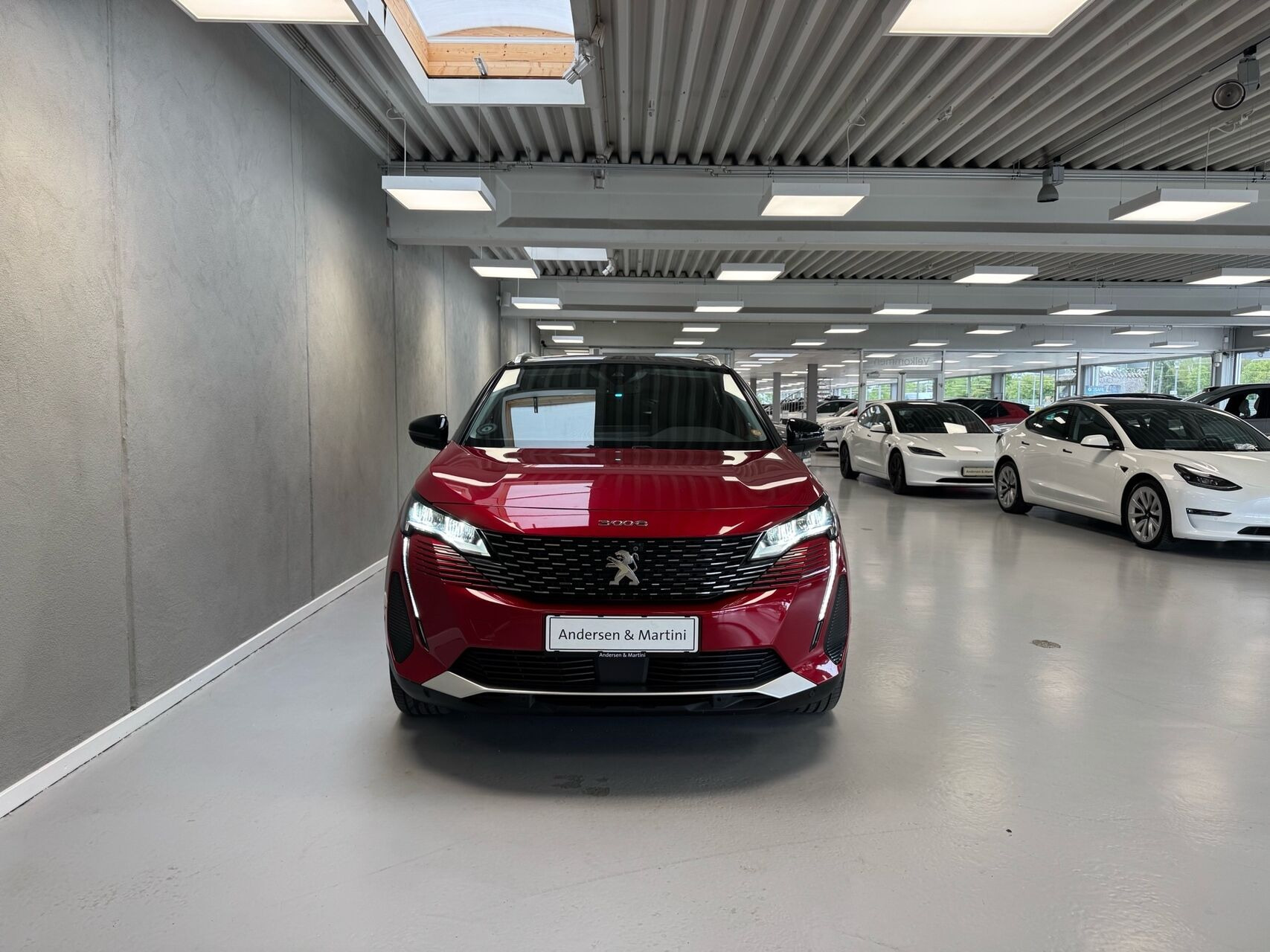 Rød Peugeot 3008 fra 2020