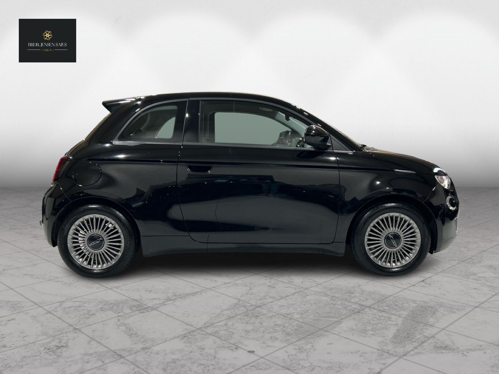Sort Fiat 500e fra 2023