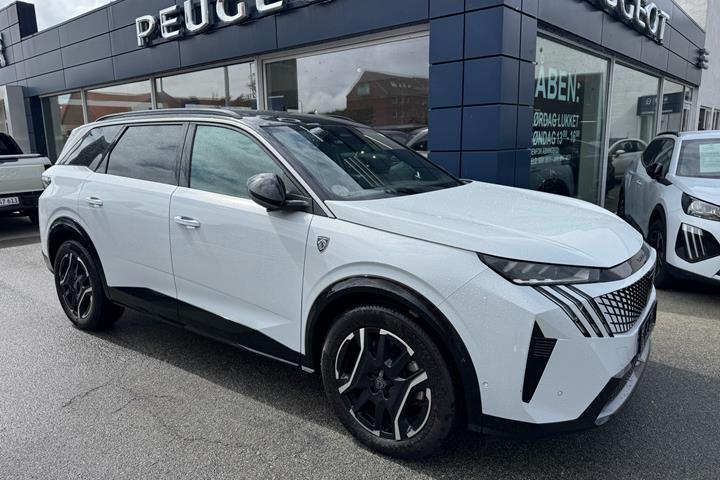 Hvid Peugeot e-5008 fra 2025