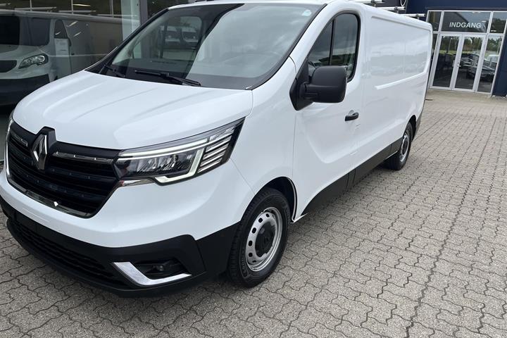Hvid Renault Trafic fra 2022