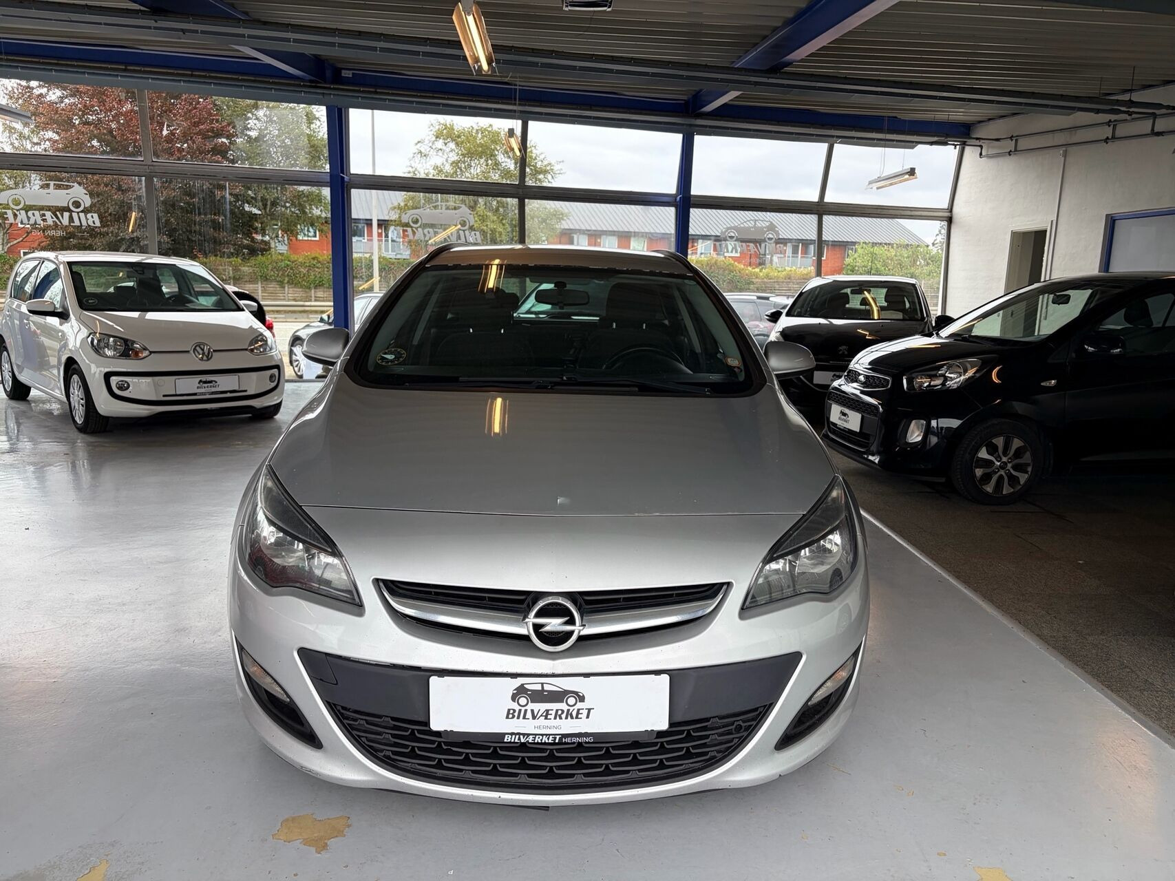 undefined Opel Astra fra 2014