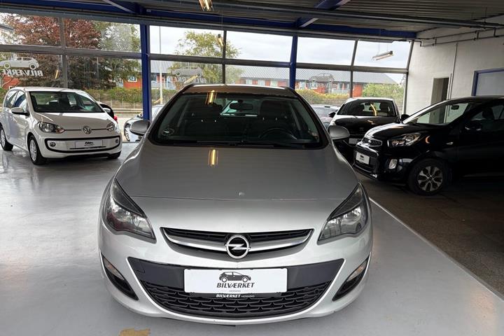 undefined Opel Astra fra 2014