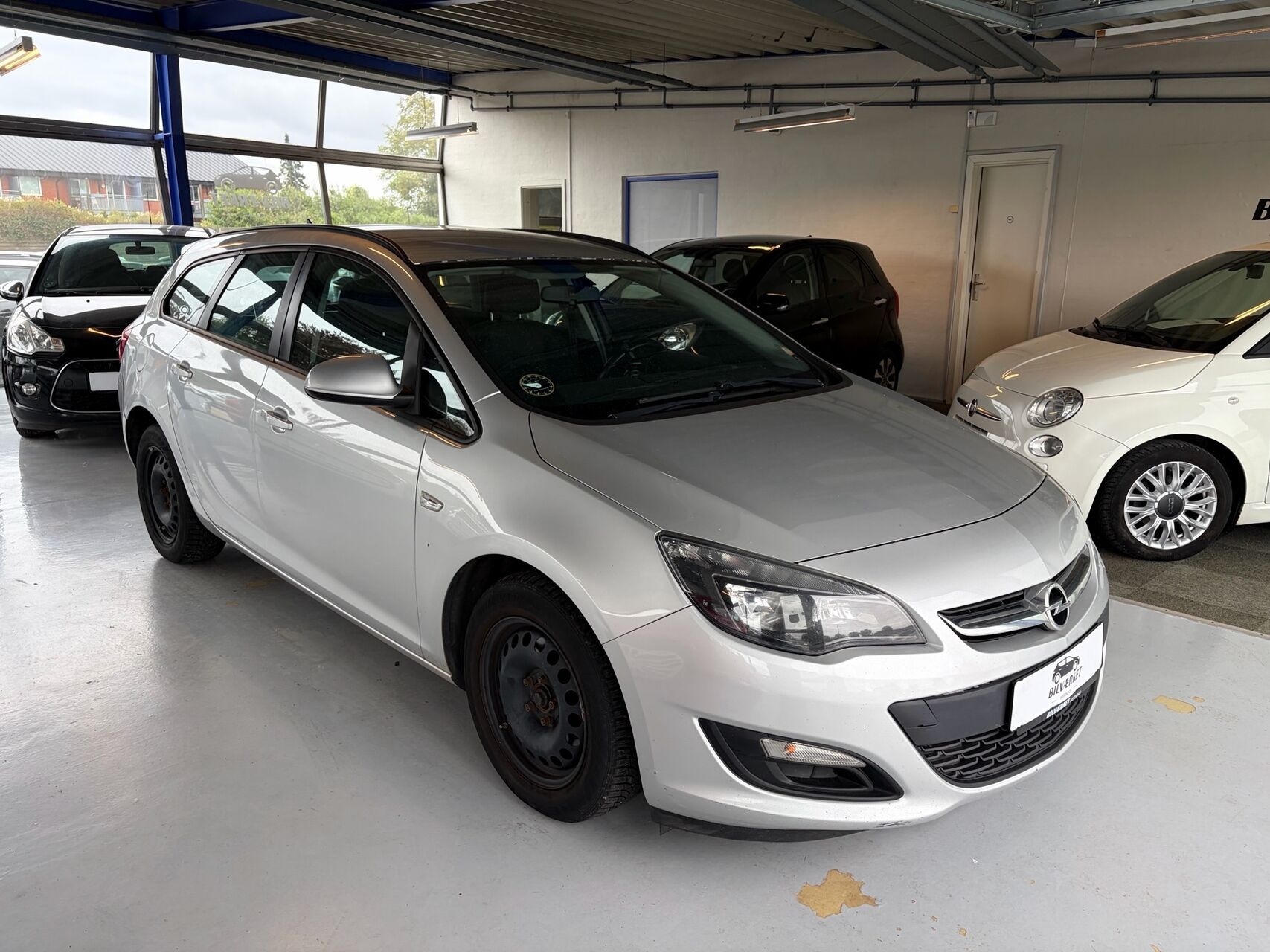 undefined Opel Astra fra 2014