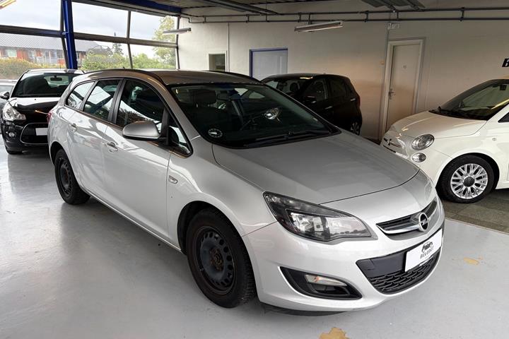 undefined Opel Astra fra 2014
