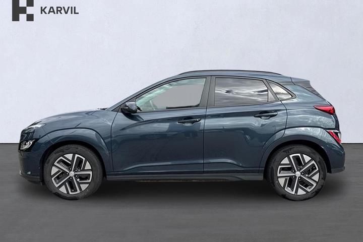 Grå Hyundai Kona fra 2022