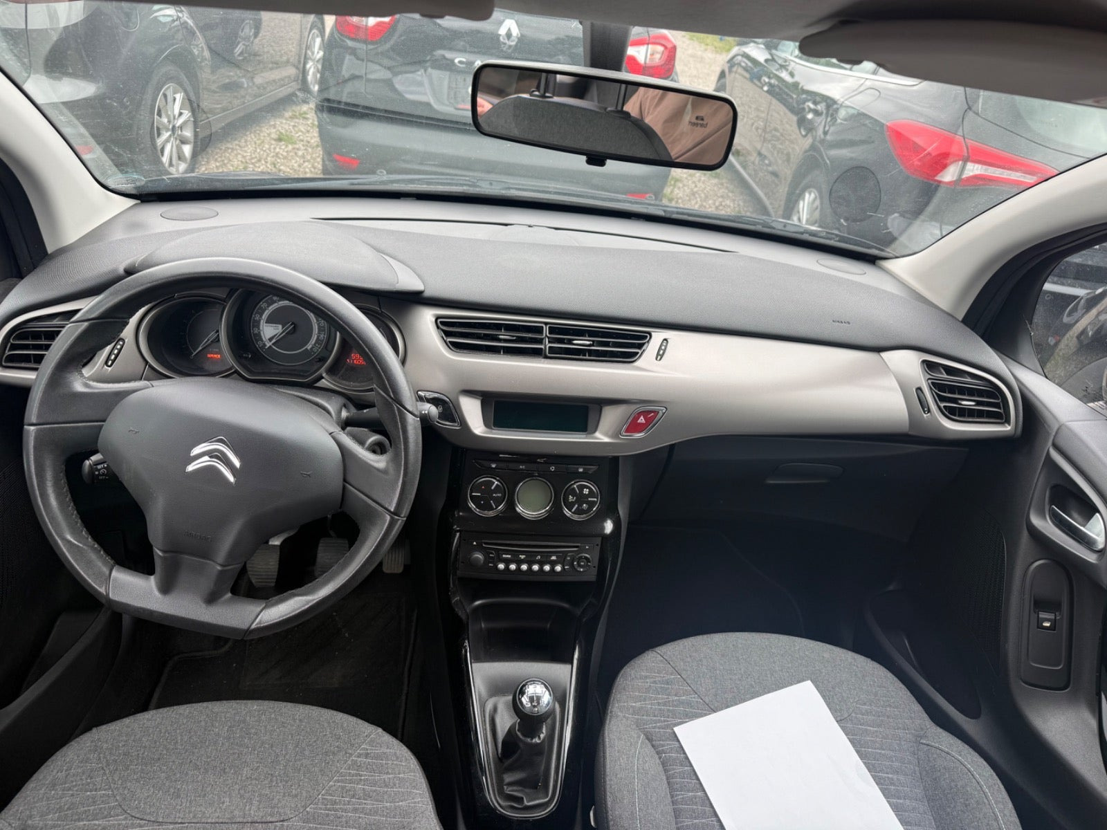 Blå Citroën C3 fra 2016