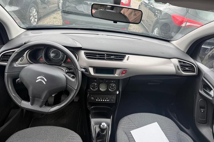 Blå Citroën C3 fra 2016