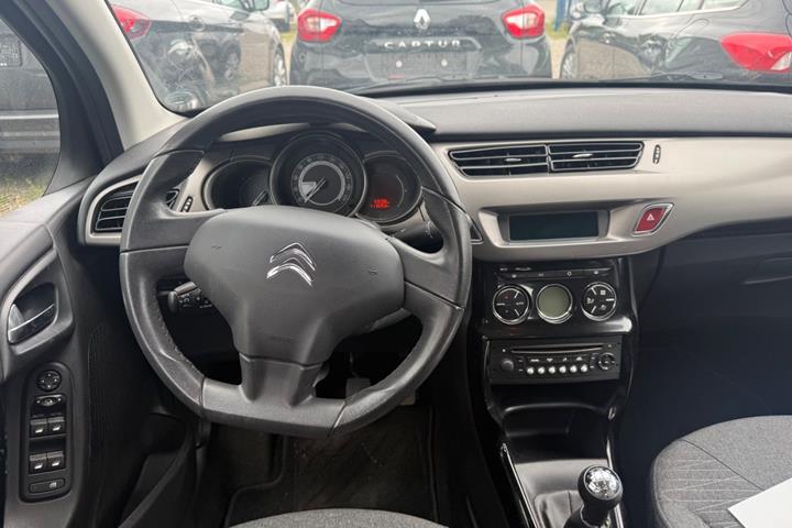 Blå Citroën C3 fra 2016