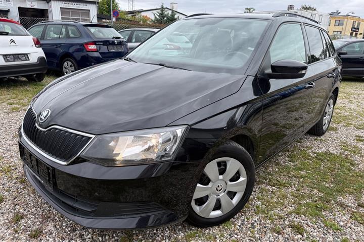 Sort Skoda Fabia fra 2017