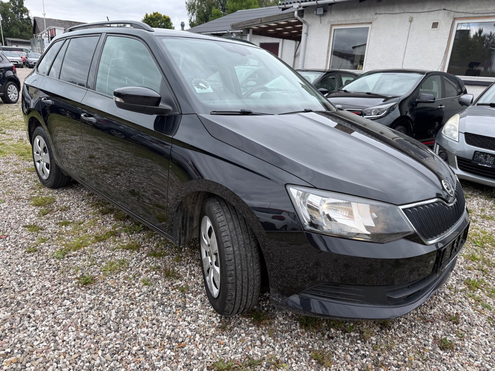 Sort Skoda Fabia fra 2017