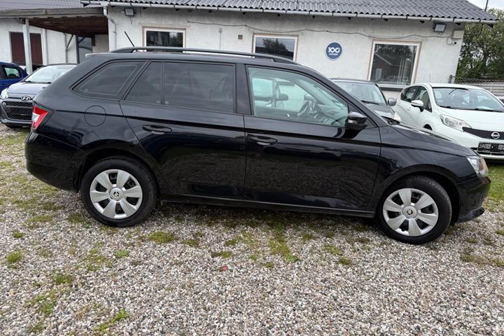 Sort Skoda Fabia fra 2017