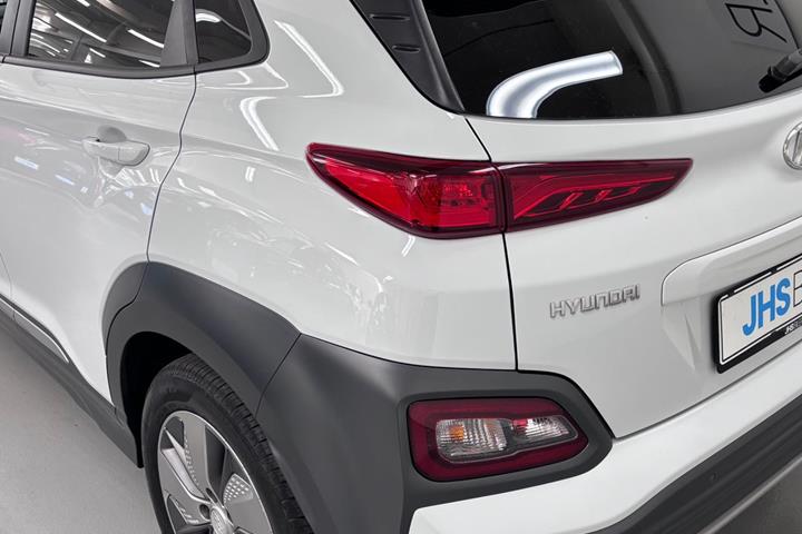 Hvid Hyundai Kona fra 2020
