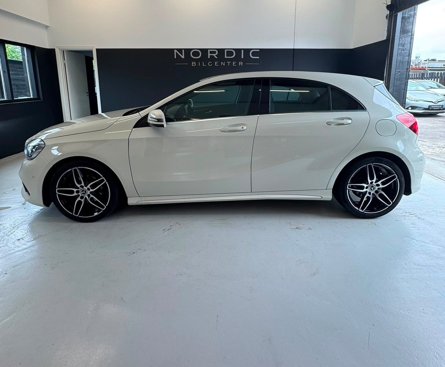 undefined Mercedes A180 d fra 2017