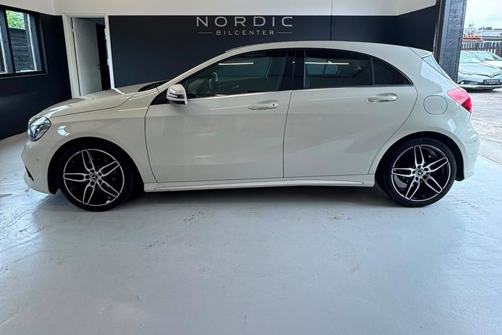 undefined Mercedes A180 d fra 2017
