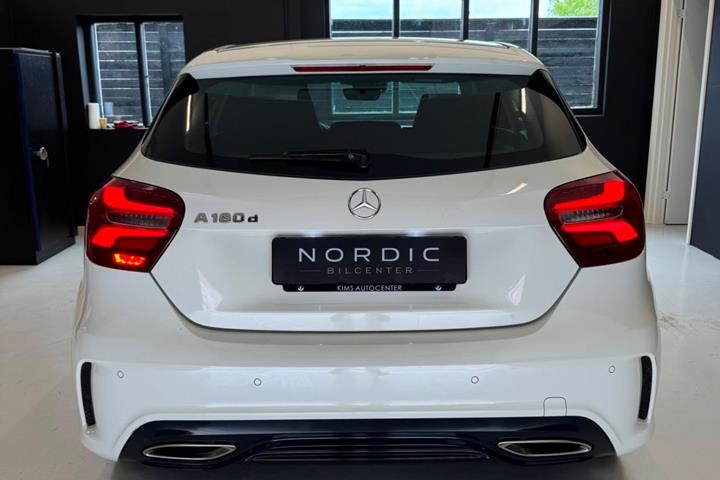 undefined Mercedes A180 d fra 2017