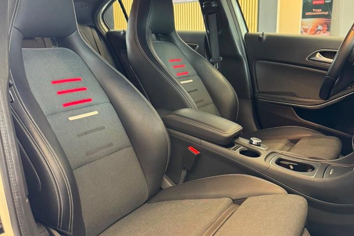 undefined Mercedes A180 d fra 2017