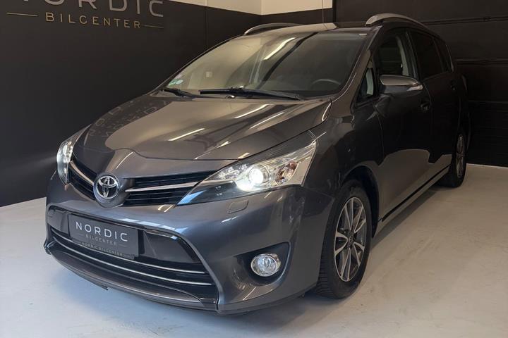 undefined Toyota Verso fra 2015