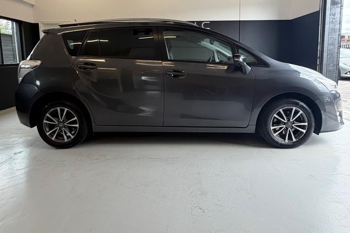 undefined Toyota Verso fra 2015