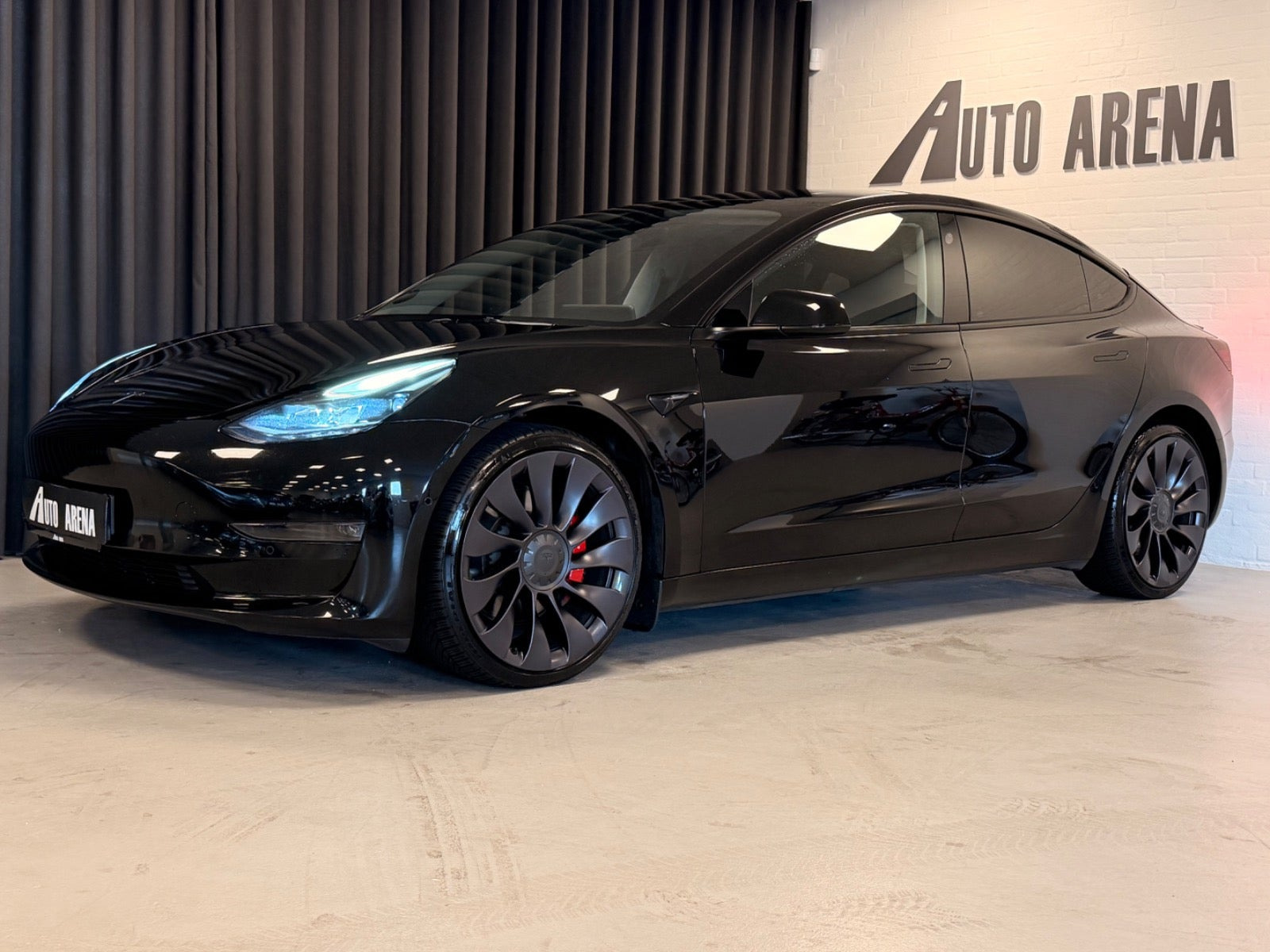 Tesla Model 3 Performance AWD