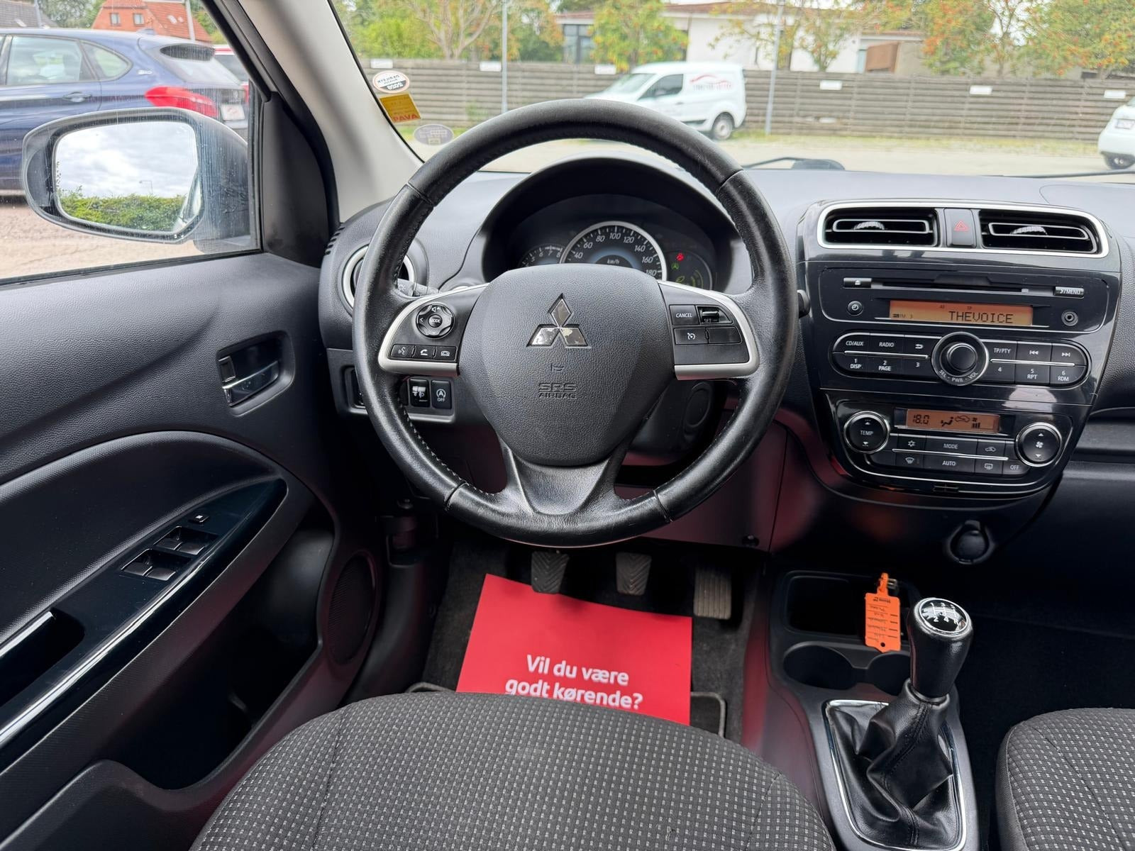 Hvid Mitsubishi Space Star fra 2016