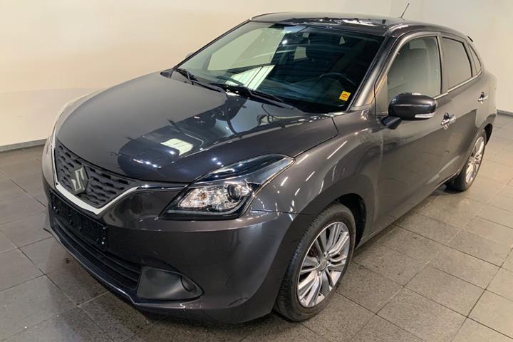 Grå Suzuki Baleno fra 2020