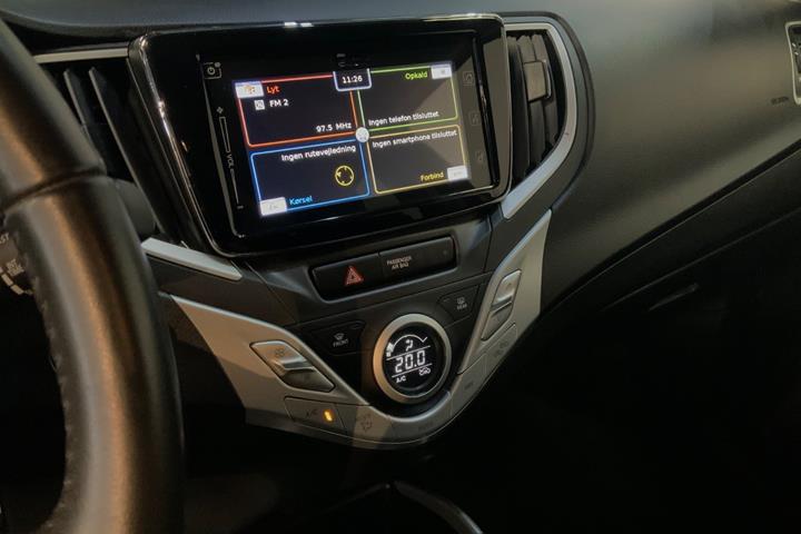 Grå Suzuki Baleno fra 2020