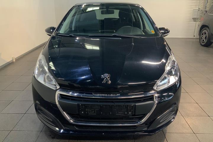 Sort Peugeot 208 fra 2017