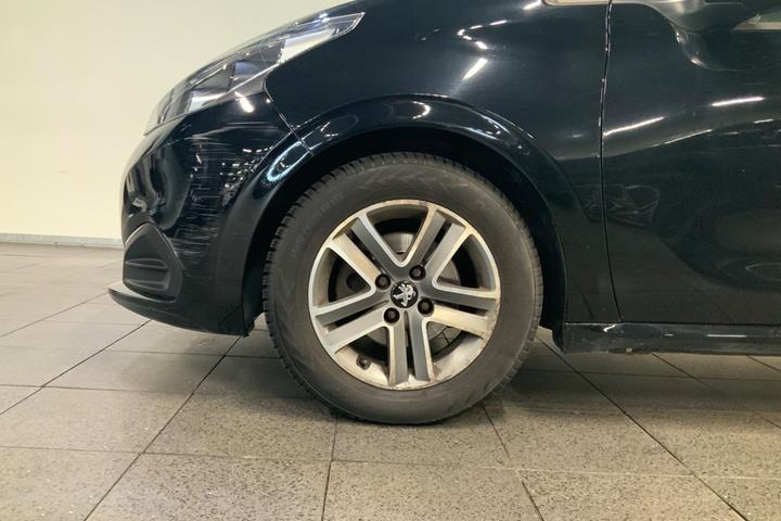 Sort Peugeot 208 fra 2017
