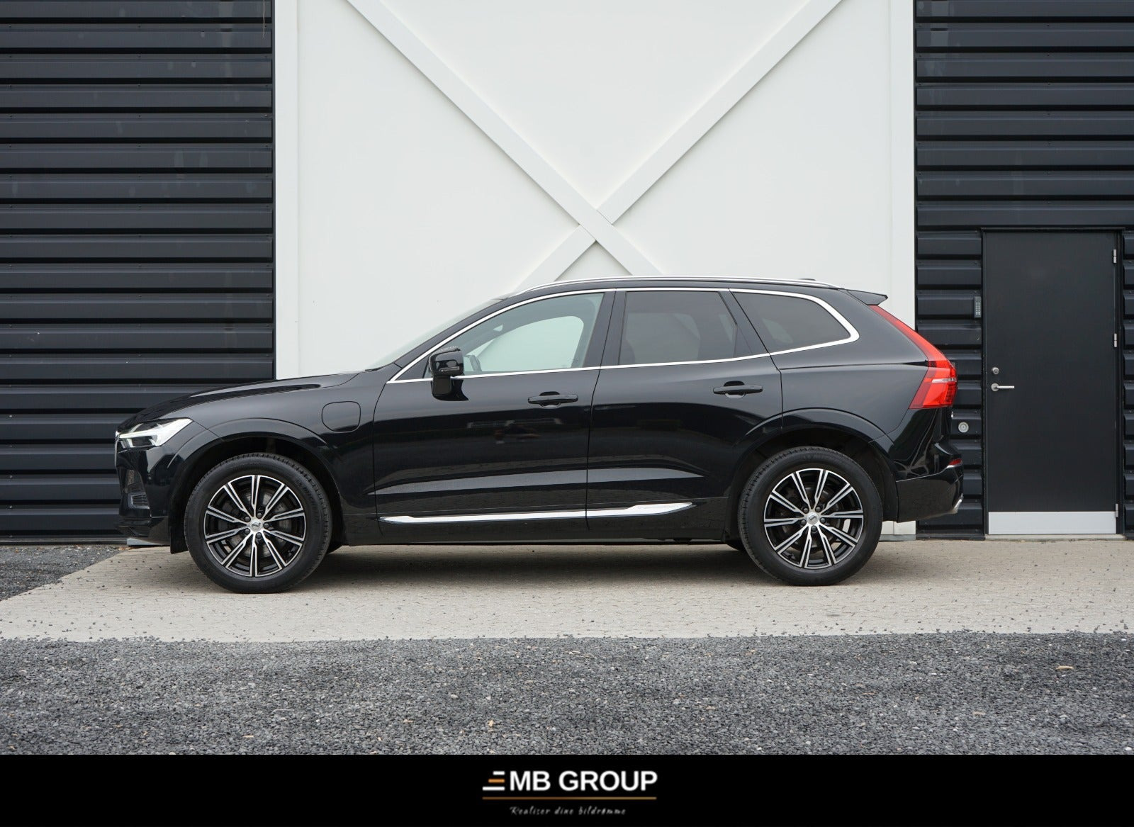 Sort Volvo XC60 fra 2019
