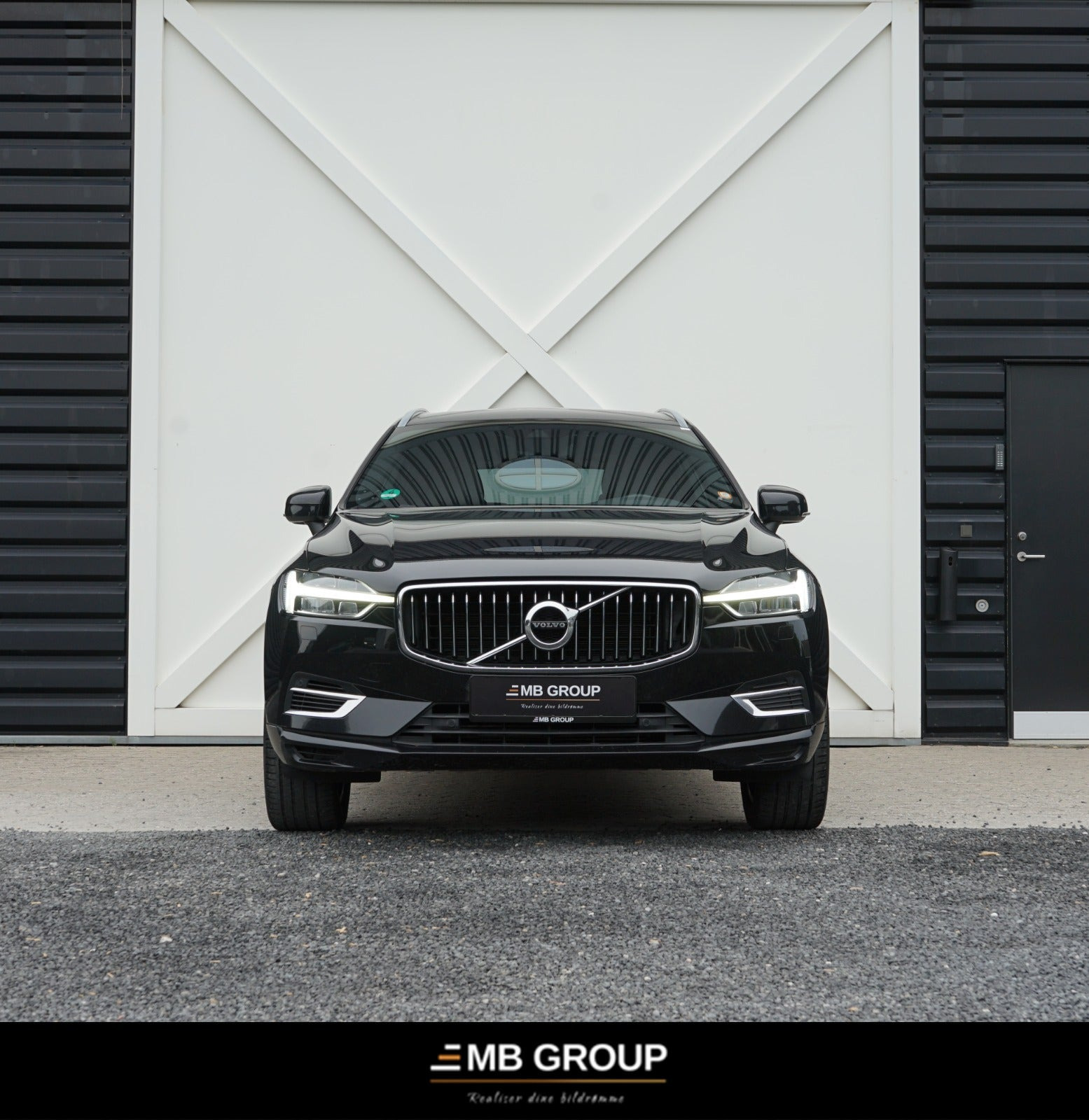 Sort Volvo XC60 fra 2019
