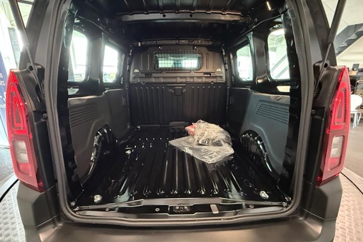undefined Opel Combo-e fra 2025