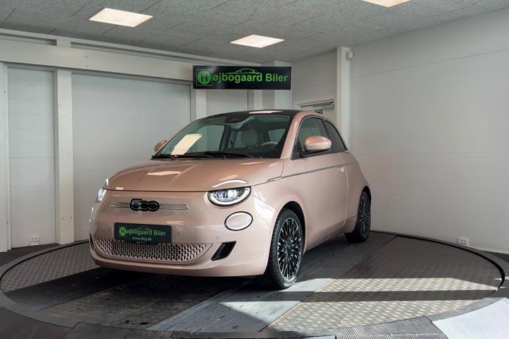 Gul Fiat 500e fra 2023