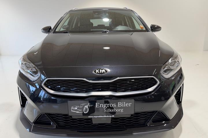 Sort Kia Ceed fra 2020