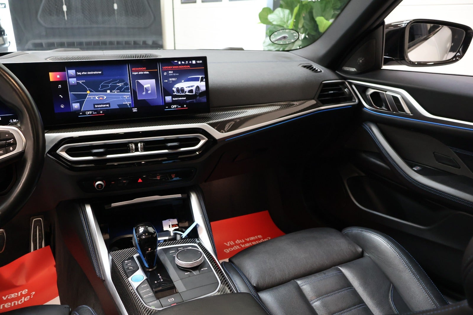 Hvid BMW i4 fra 2023