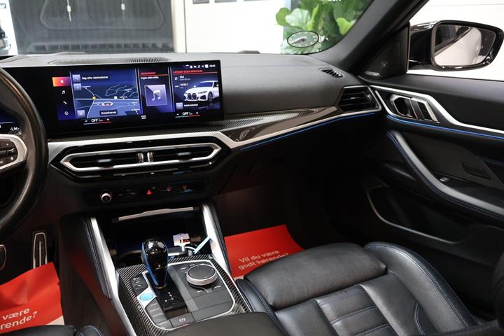 Hvid BMW i4 fra 2023