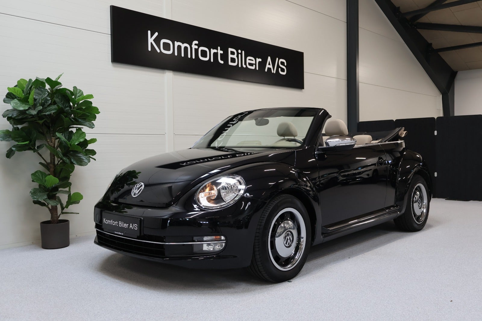Sort VW The Beetle fra 2016